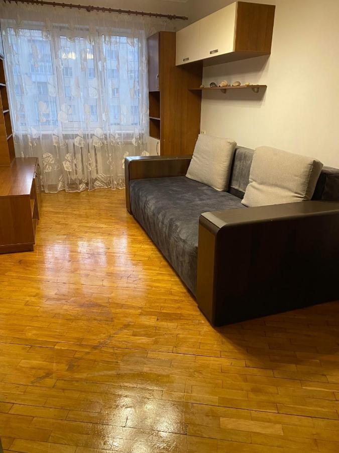 Apartment Next To Metro Station Pechersk Kiev Eksteriør billede